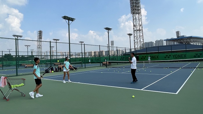 连续满勤赛 连续满勤赛